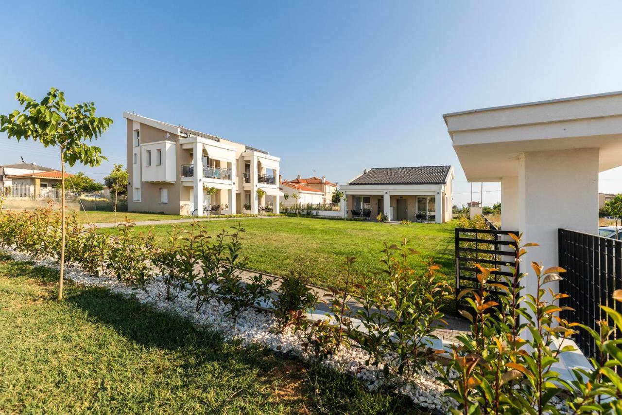 Bianco Mare Studios-Apartments Kalyves Polygyrou Bagian luar foto