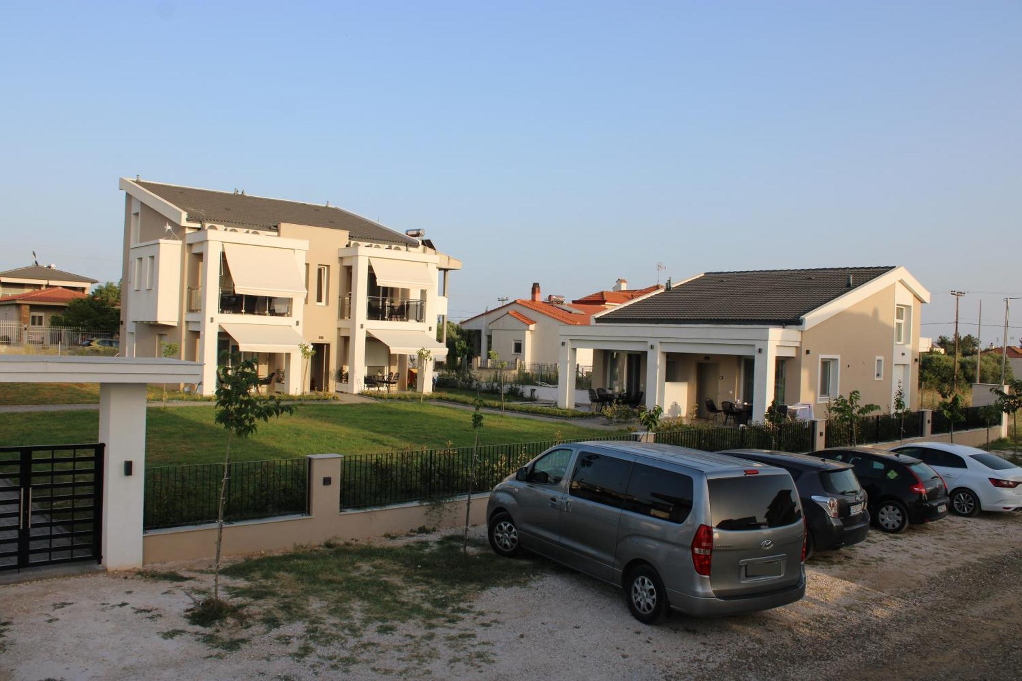 Bianco Mare Studios-Apartments Kalyves Polygyrou Bagian luar foto
